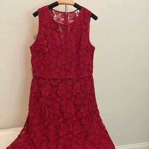 Cranberry Aline White House black market sleeveless dress- size 14